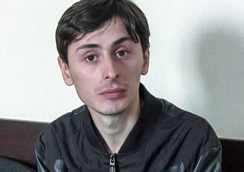 Золотой вор он держит воровской общак и назначает смотрящих. его дом — особняк на рублевке: преступная россия: силовые структуры: lenta.ru