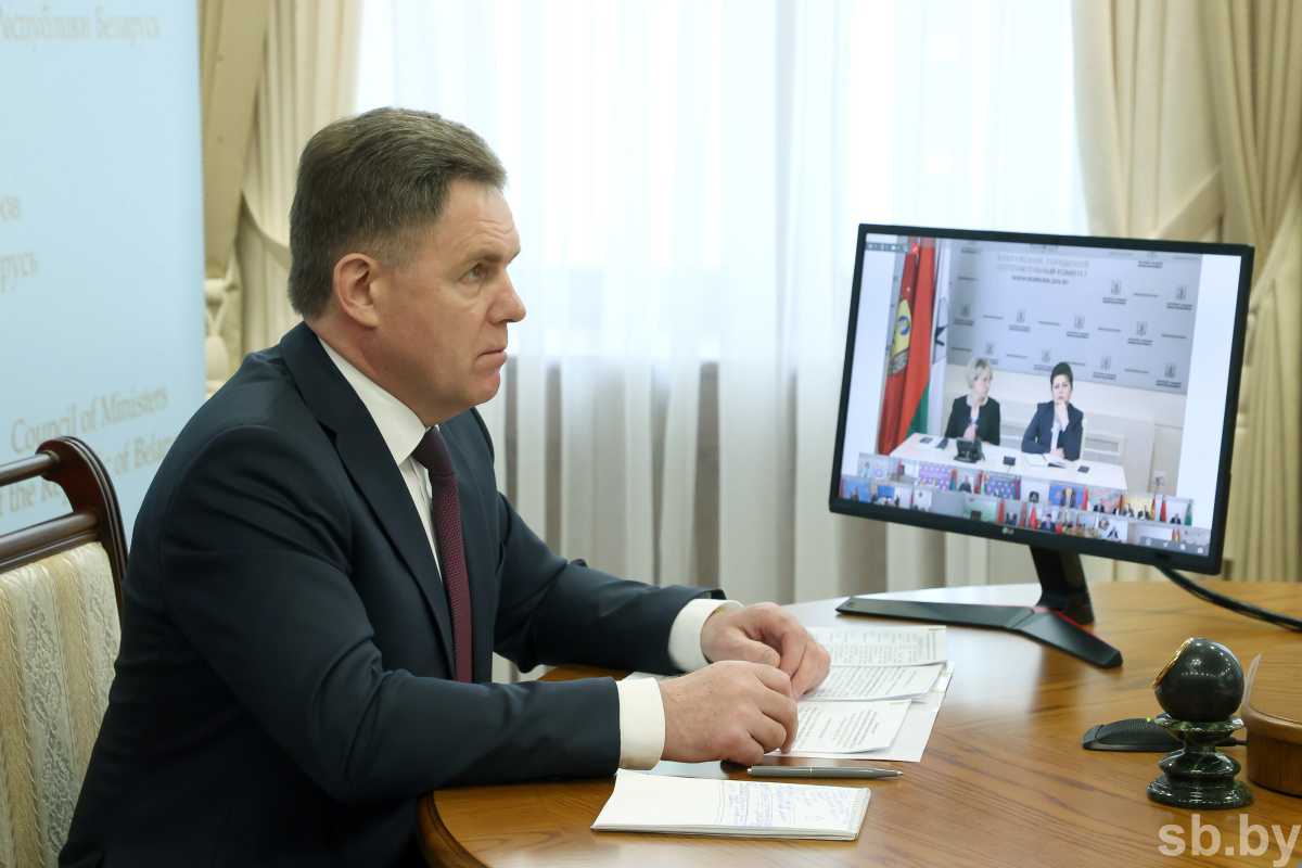 Можно ли в эти выходные, 14 и 15 мая, работать, трудиться на огороде, копать землю, высаживать рассаду, посещать кладбище, убираться дома и мыться?
