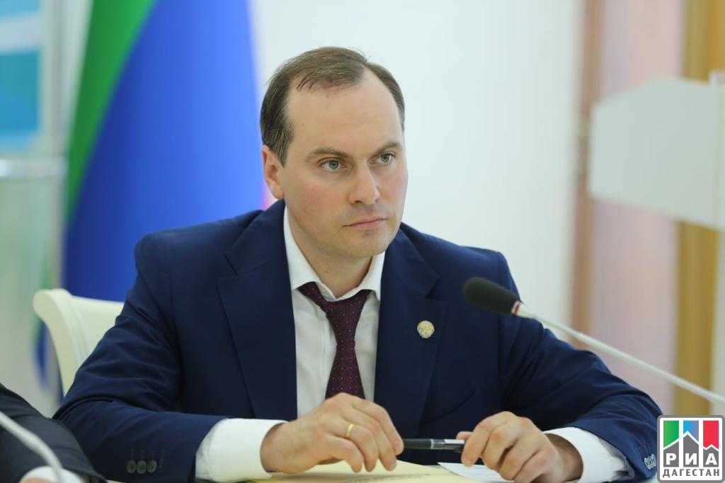 Биография артема здунова национальность родителей