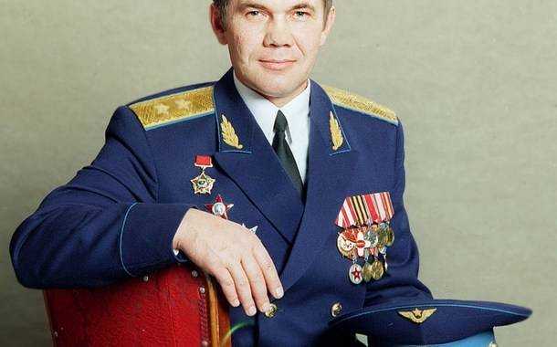 Лебедь алексей иванович биография
