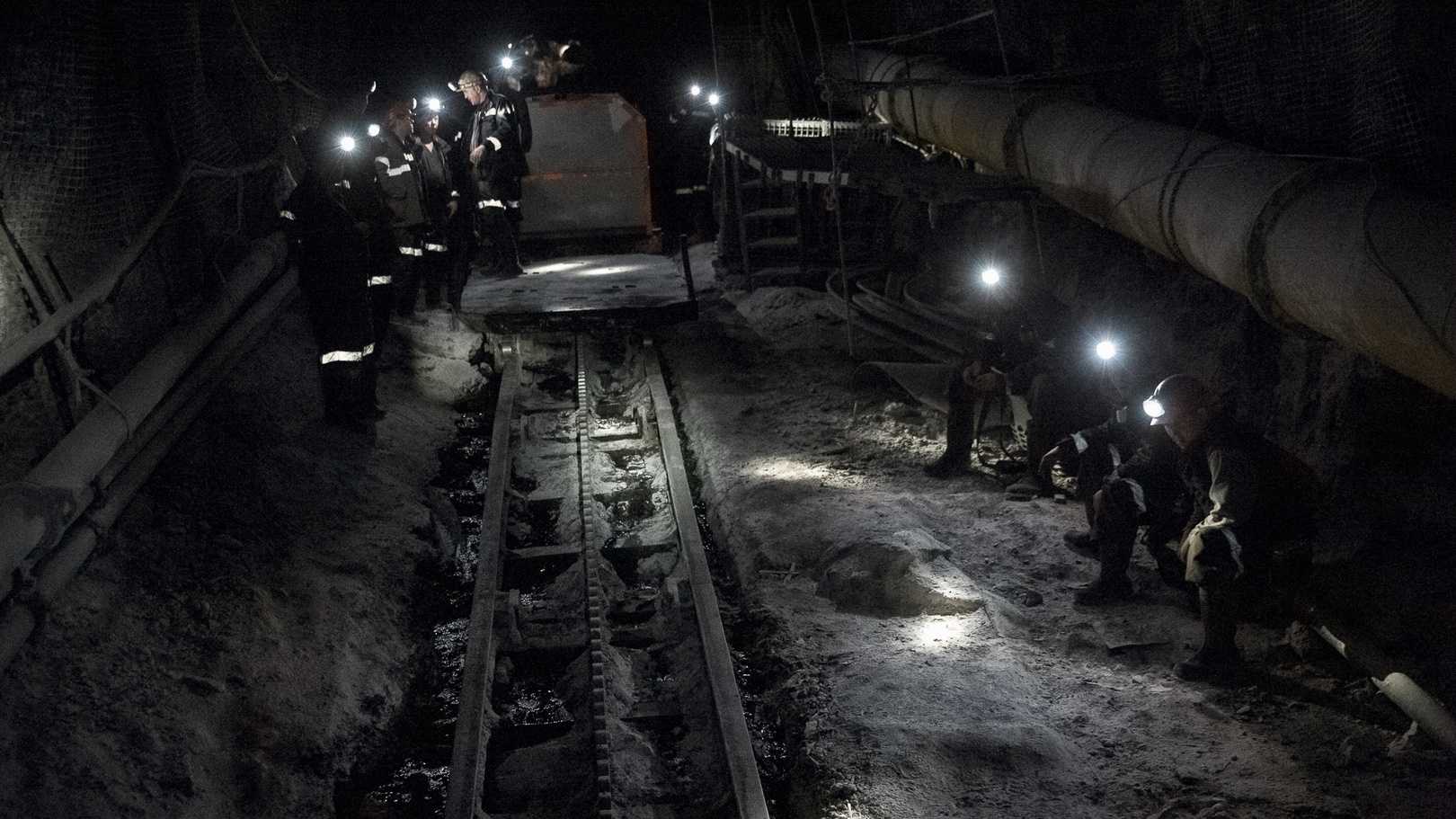 Когда последний звонок в 2022 году в школах россии: какого числа, изменения