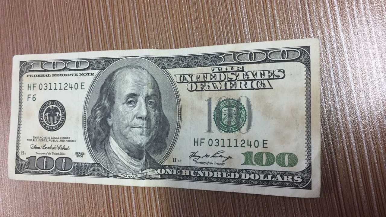 Обмен долларов нового образца