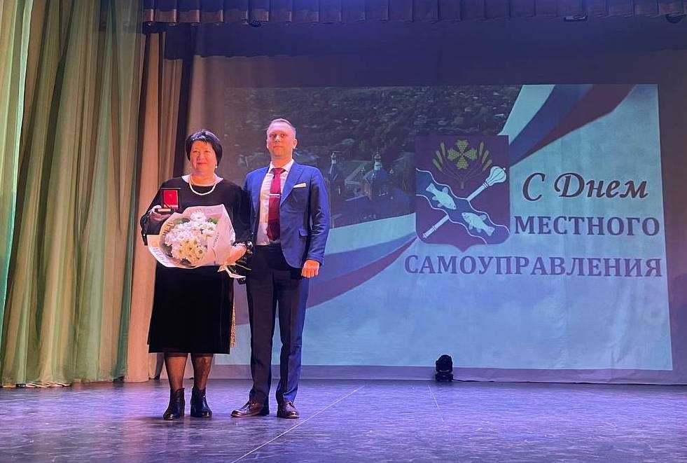 День поедания красных яблок, день белой козы, день душистых носков и день мостов. что празднуют в беларуси и в мире с 29 ноября по 5 декабря - telegraf.plus