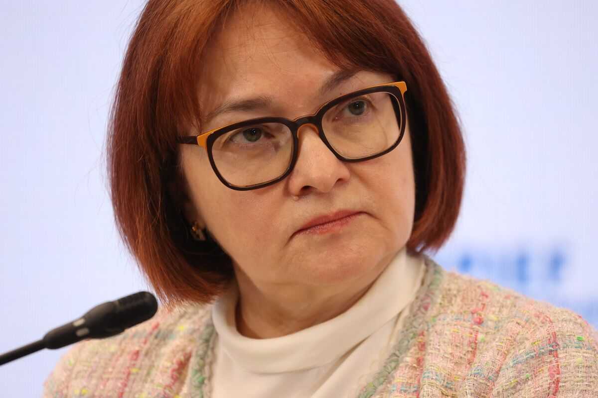 Набиуллина сбежала в сша?
