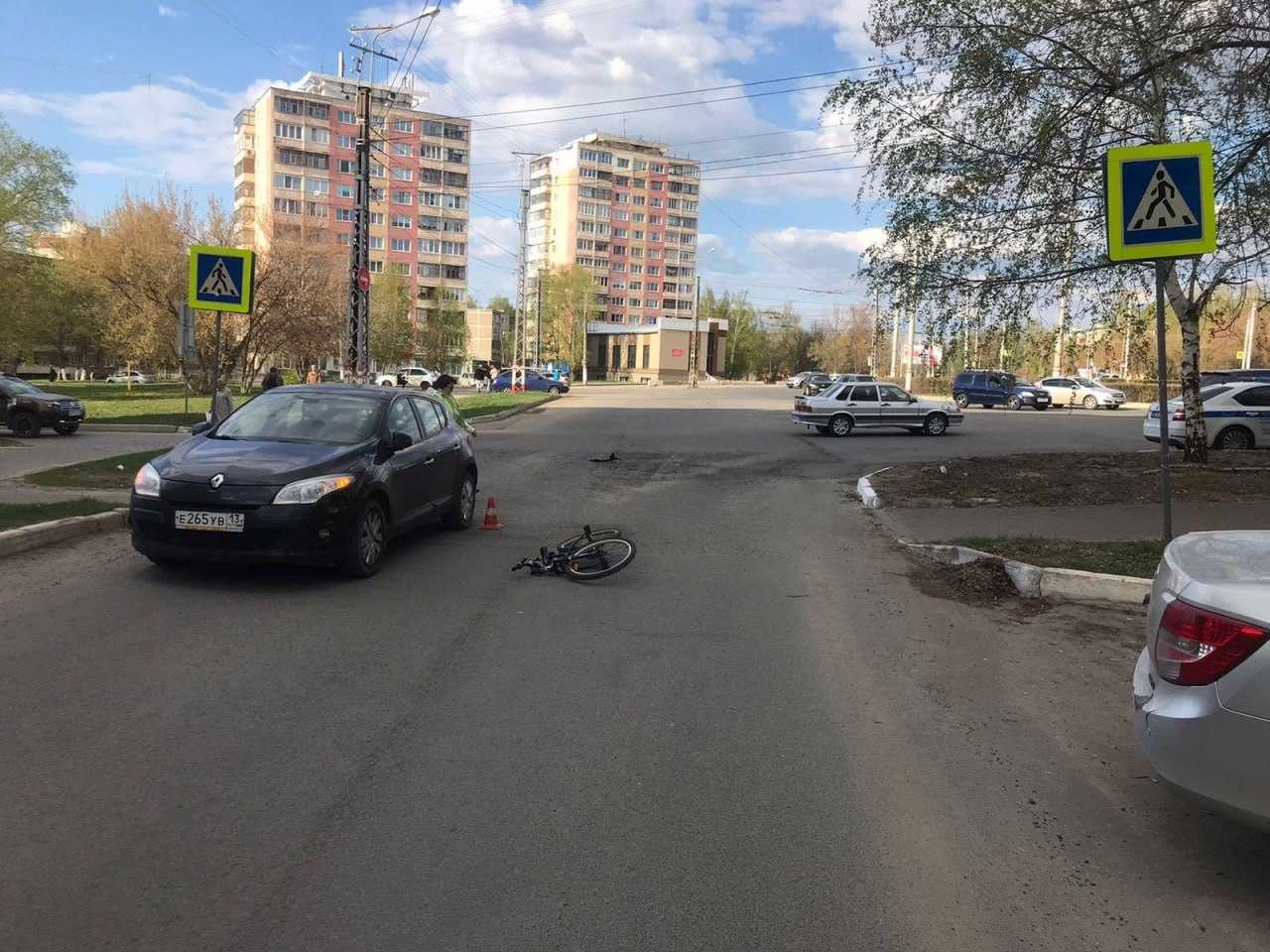 Сбила машина на пешеходном переходе: пошаговая инструкция действий | помощь водителям в 2023 году