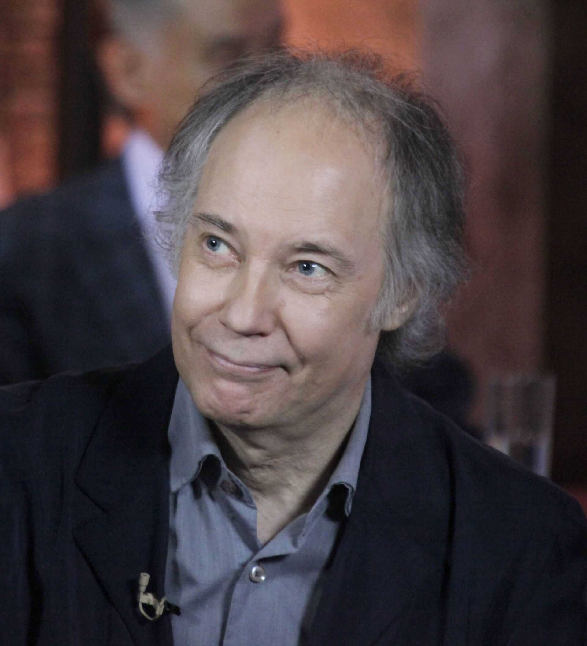 Директор или близкий человек: друзья владимира конкина рассказали о женщине, которая помогает актеру пережит депрессию