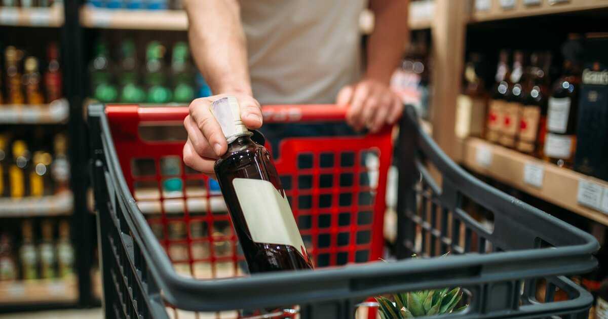 Запрет на продажу алкоголя с 30 октября по 7 ноября 2021 года в регионах