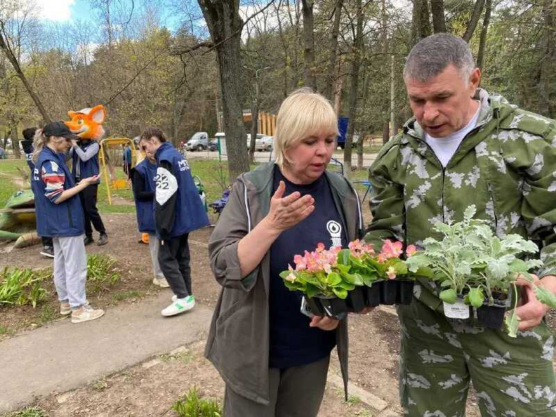 День спонтанного проявления доброты 2021. что это за праздник?