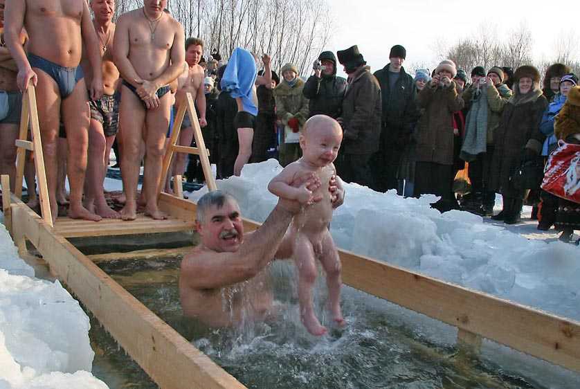 Можно ли мыть голову в церковные праздники 	 	 	 	 	 	 праздникисодержаниепочему нельзя мыться в церковные праздникипочему нельзя купать ребенка в воскресеньеможно ли топить баню в родительскую суббот