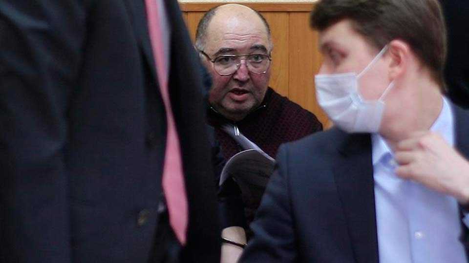За что задержан бизнесмен борис шпигель: биография