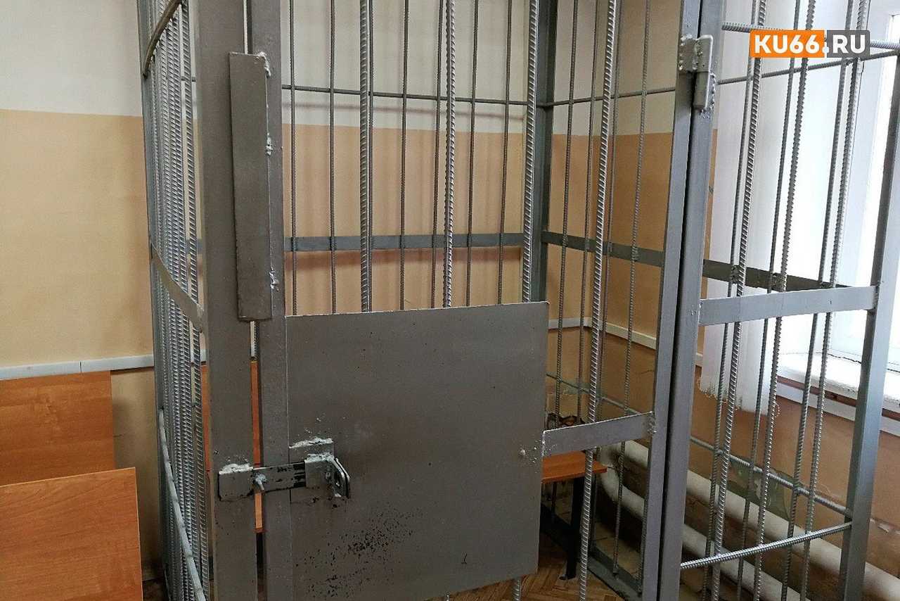 «приятный человек с налетом гламура» полковник фсб стал тайным миллиардером. он брал взятки на лубянке и жил в своем дворце