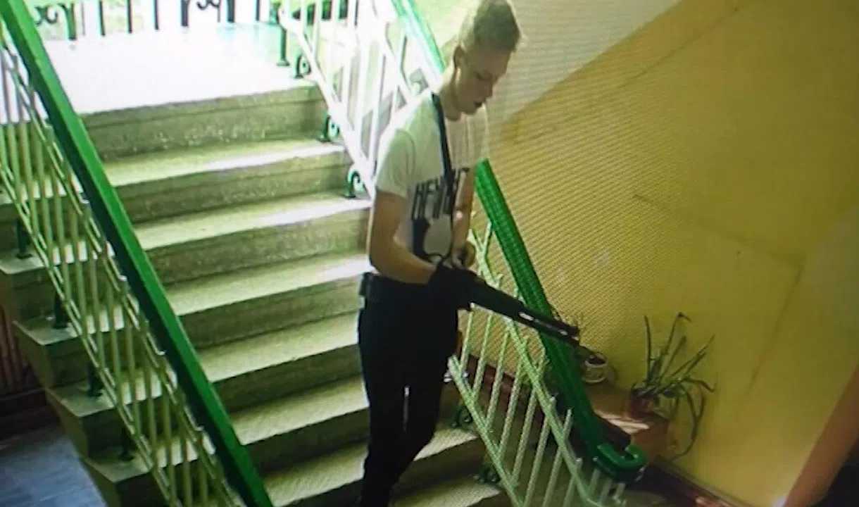 Владислав росляков вк, биография, список погибших в керчи